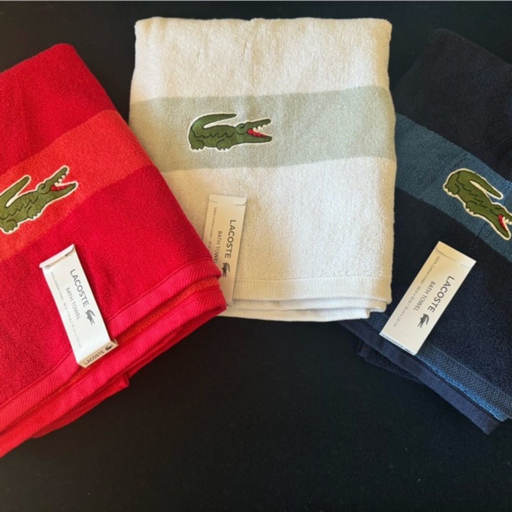 HP🎉LACOSTE trio of 100% cotton towels- classic alligator brand. Zoom in 4 deets